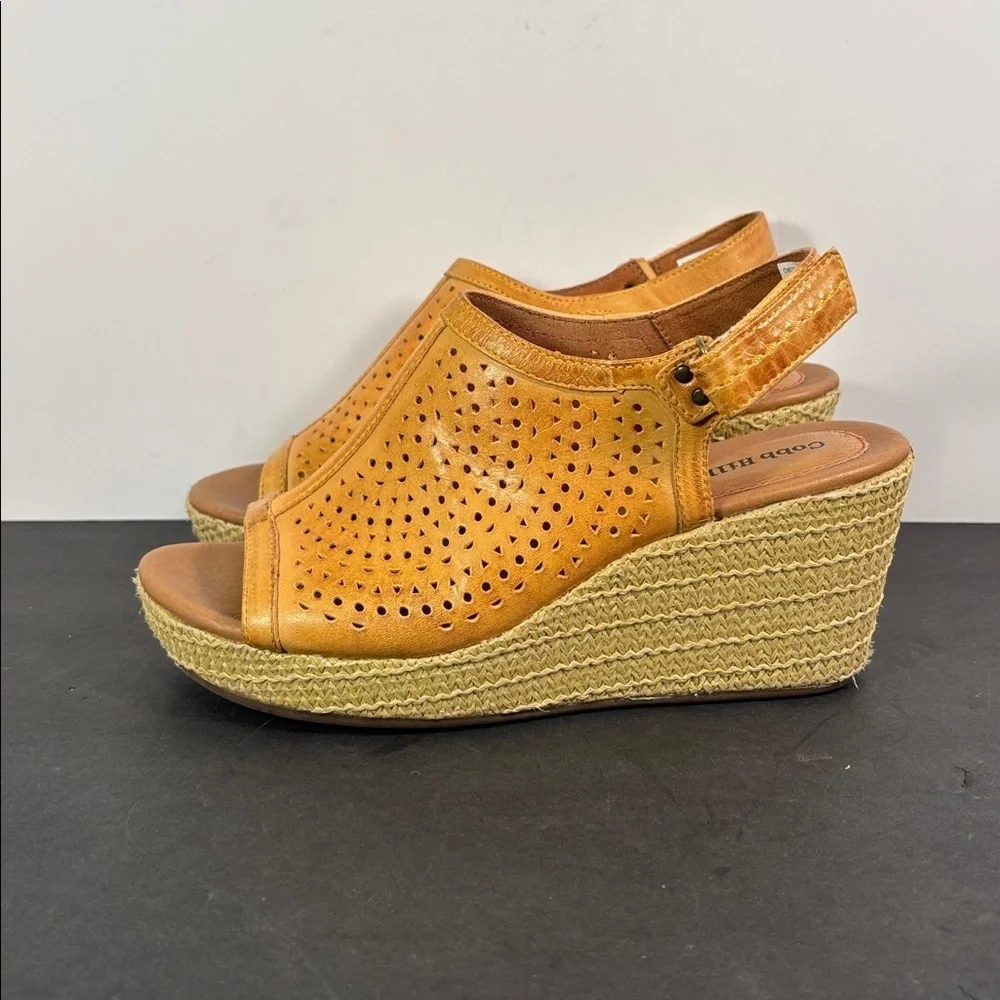 Cobb Hill Tan Leather Perforated Slingback Wedge Sandals Women’s 8
